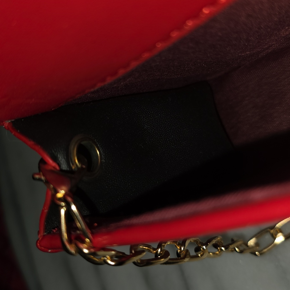Red Quilted Chain Crossbody Bag ❤️ - Picture 9 of 12